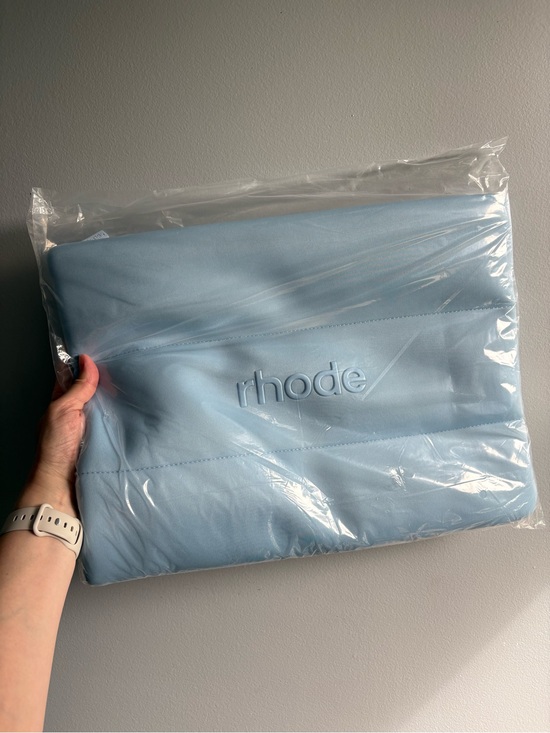 rhode skin Handbags - Rhode Sugarberry Blue MECCA Exclusive Oversized Bubble Bag